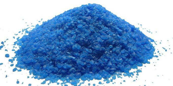 Copper sulfate against nail fungus